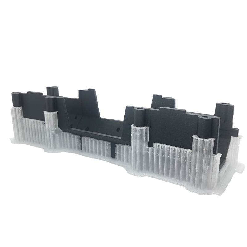 Impression de pièce avec supports avec Rizium Support. Impression de pièce avec supports avec Rizium Support.