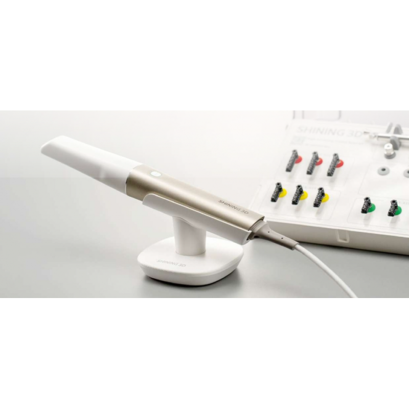 AoralScan Elite avec fil vue de profil