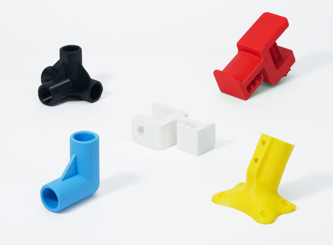 raccord de balai, support de casque à fixer sur le bureau, connecteur de tuyau d'un pouce faits avec le filament ABS Bambu Lab