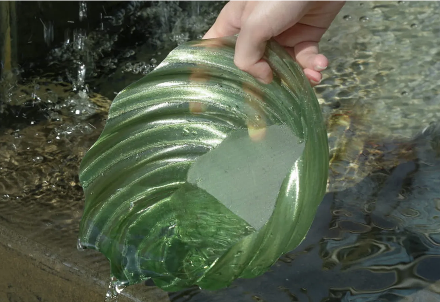 Coquillage dans l'eau fait avec le filament PETG Translucent Bmabu Lab