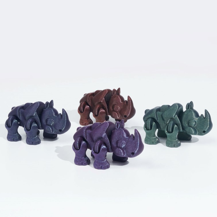 rhinocéros fait avec les filaments PLA Galaxy Bambu Lab