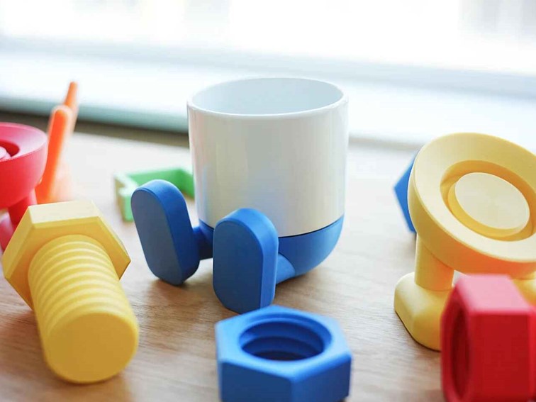 Support de Tasses En Céramique Avec Pieds Et Vis Personnalisés fait avec les filaments PLA Matte Bambu Lab