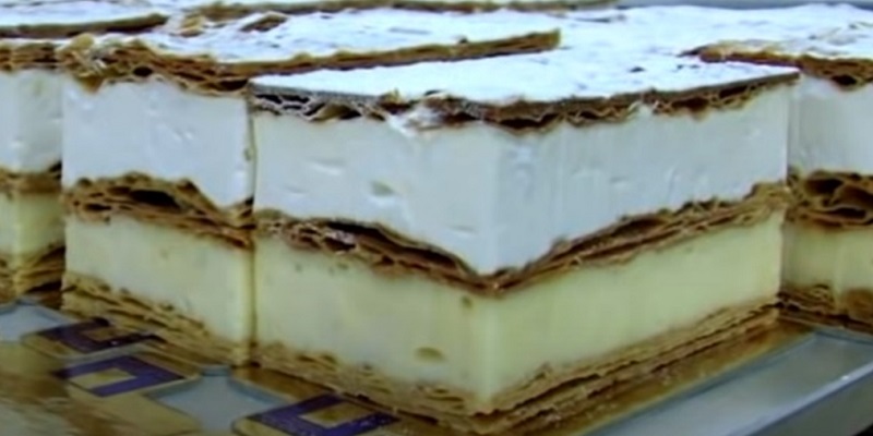 Exemple de découpe avec PTV Foodcut d'un millefeuille