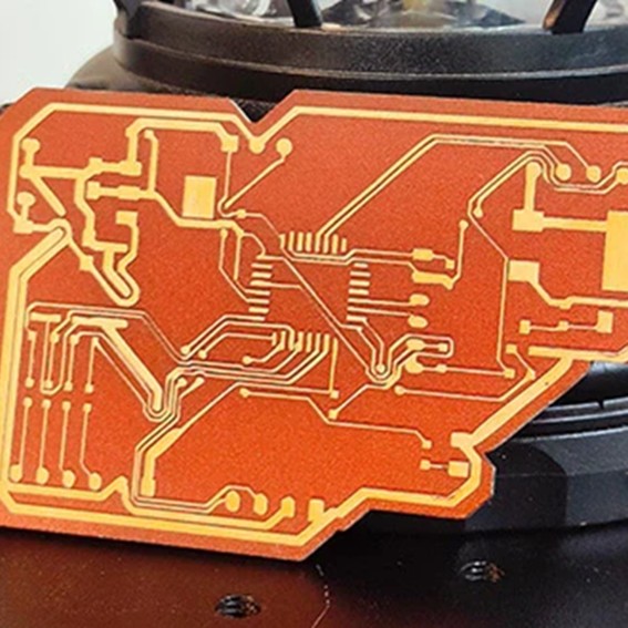 PCB gravé au laser avec Omni X