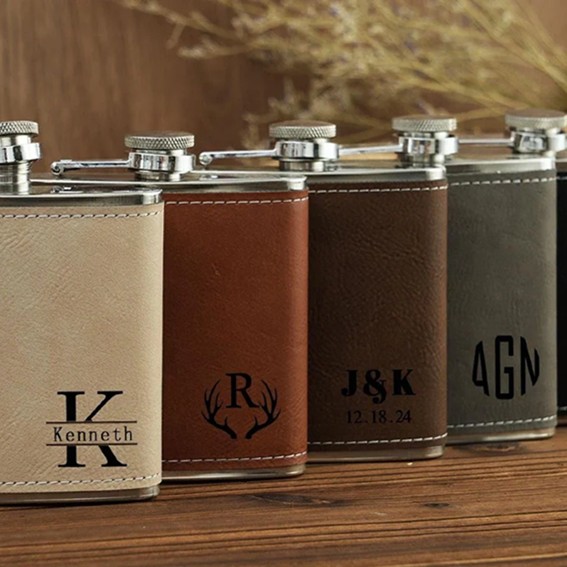 Cuir gravé au laser avec Omni X