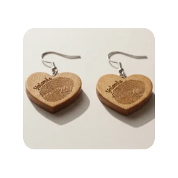 Boucles d'oreilles gravées avec F2 Ultra UV