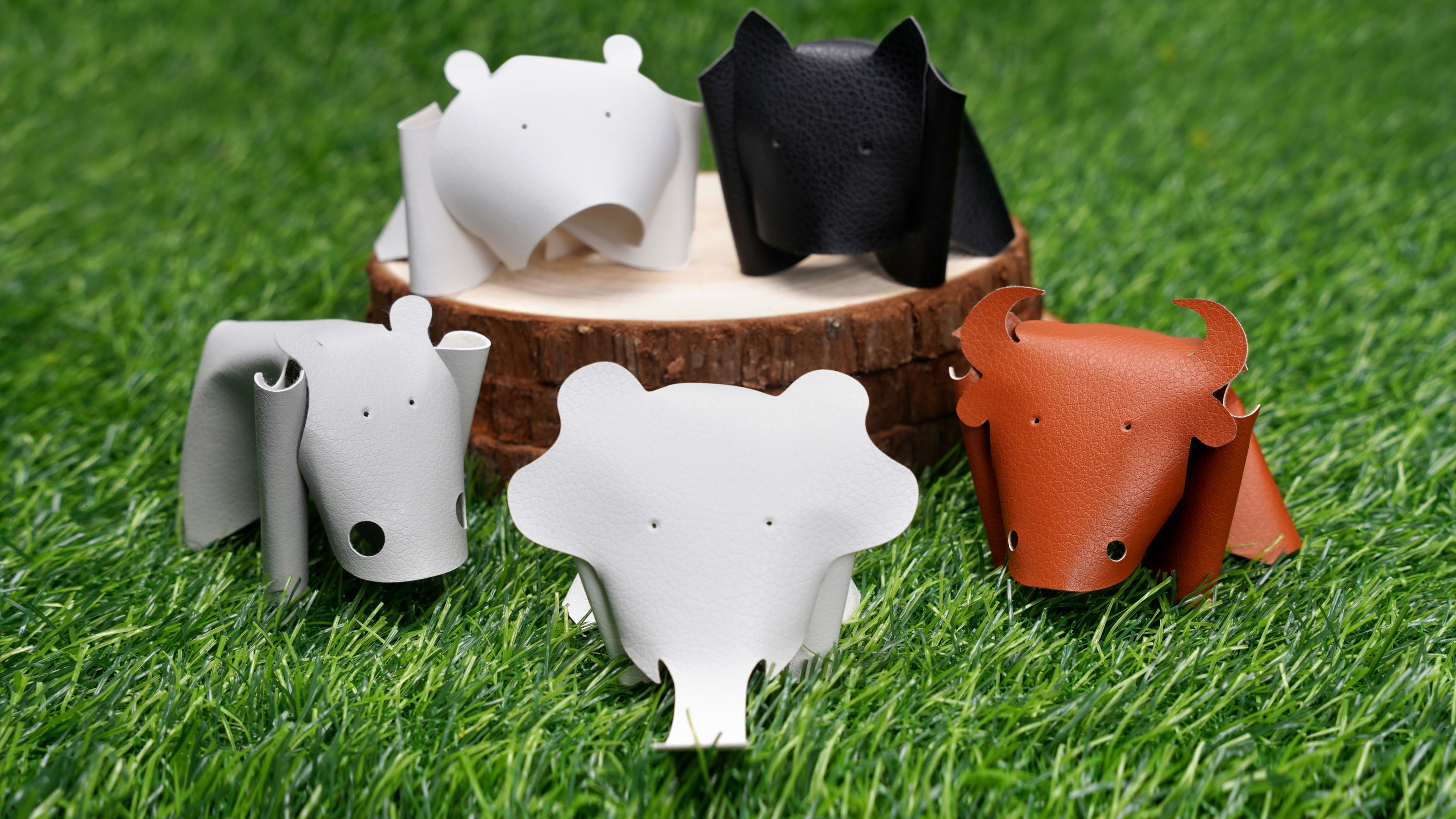 Animal découpé au laser sur du cuir avec la H2D Laser Full Combo Animal découpé au laser sur du cuir avec la H2D Laser Full Combo