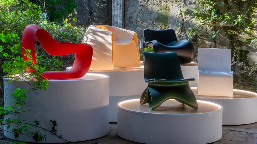 Chaises imprimées en 3D avec le Heron AM de Caracol