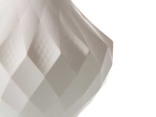 Vase blanc réalisé en CERAMIC 3280