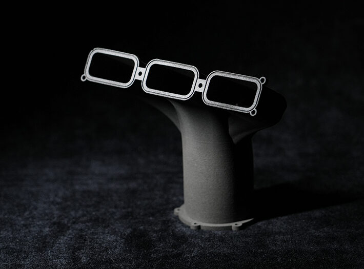 collecteur d'admission en PA12 GB imprimé avec la rm220 de raise3d