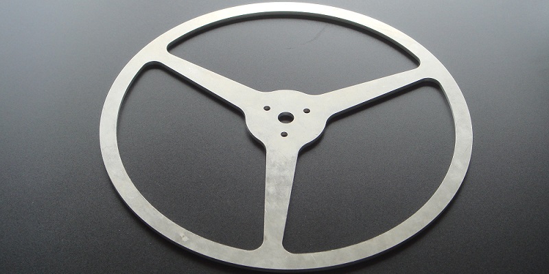 Découpe de pièce aluminium