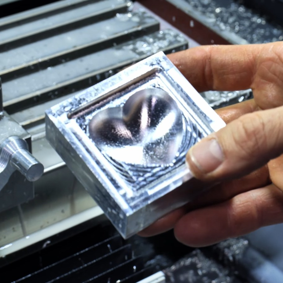 Gravure en 3D dans le verre avec Omni X