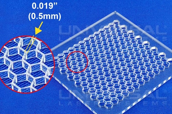 Micro-découpe d'acrylique au laser 10.6um